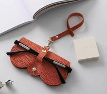 Carregar imagem no visualizador da galeria, Bolsa para Óculos