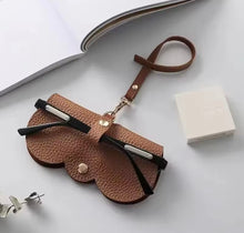 Carregar imagem no visualizador da galeria, Bolsa para Óculos